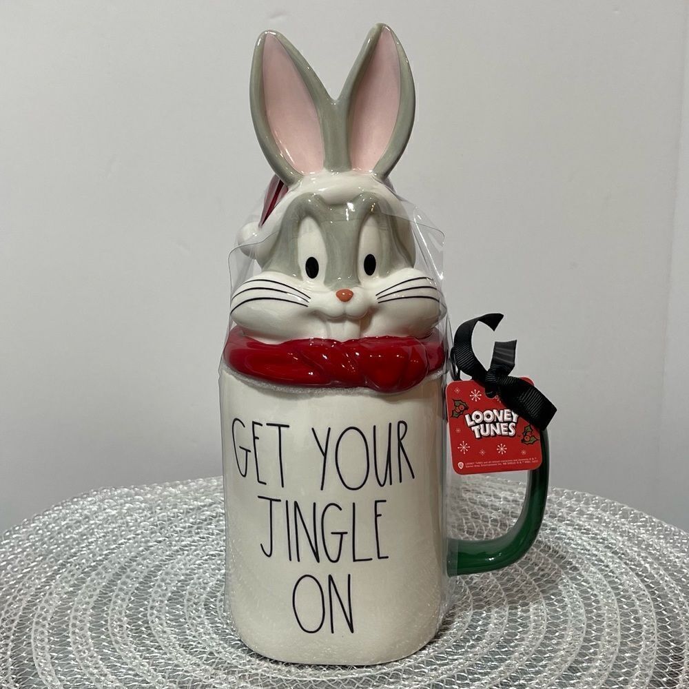 Rae Dunn Buggs Bunny Mug with Topper NWT